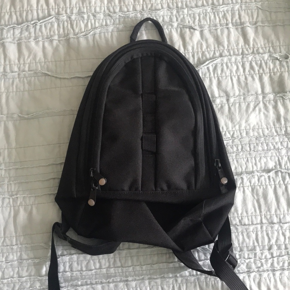 Dakine small backpack, black, great condition